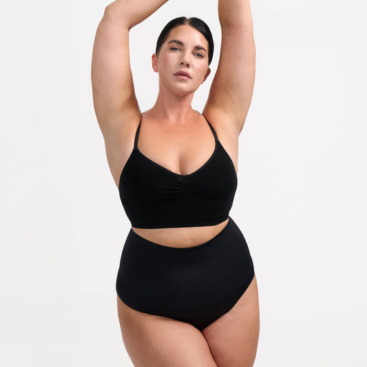 Shaping briefs with high waist