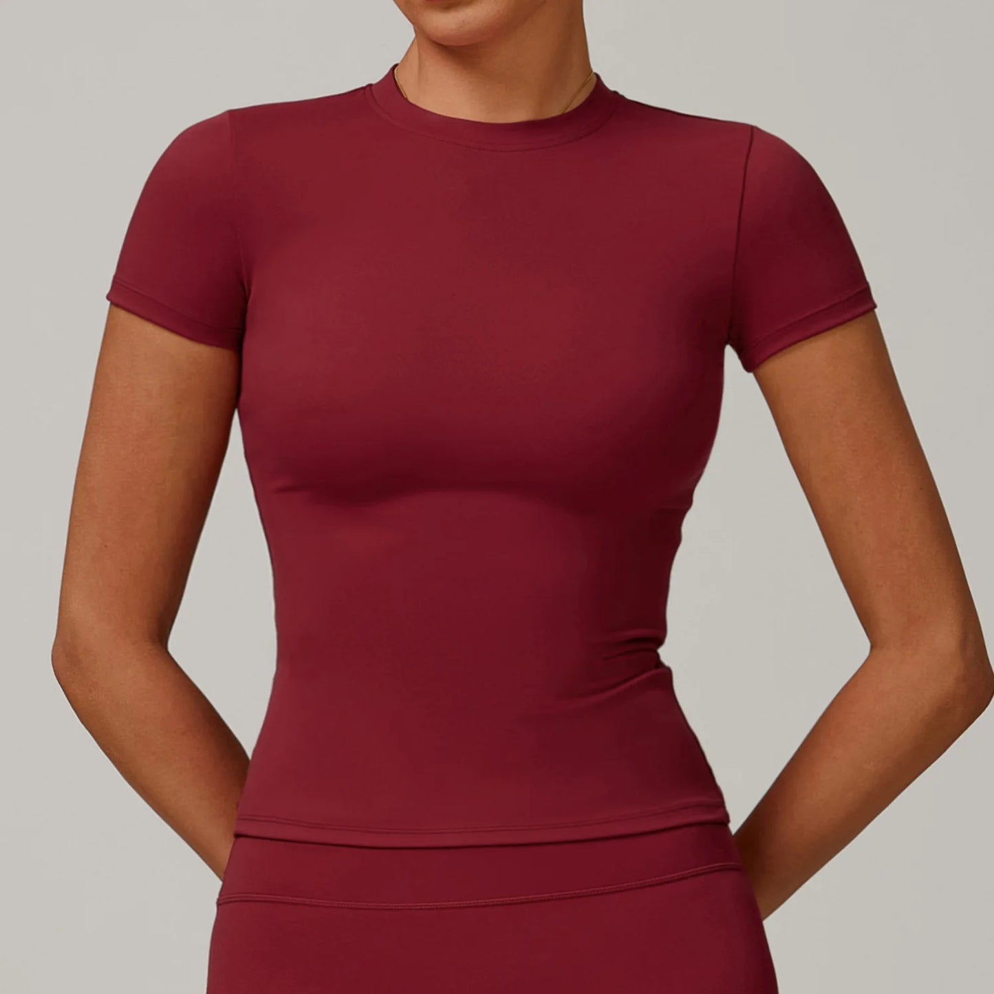 NAYRA Fit Tee Performance